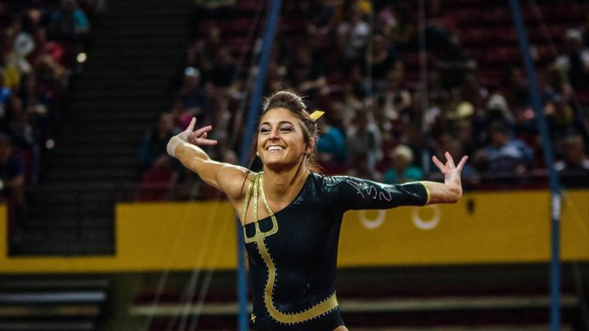 Arizona State's pitchfork leo on Taylor Allex